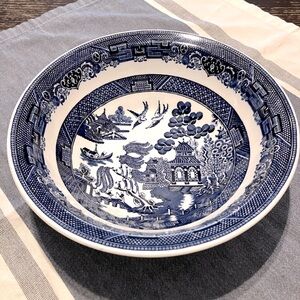 RARE William Blue by Johnson Bros England 8” Round Vegetable Bowl